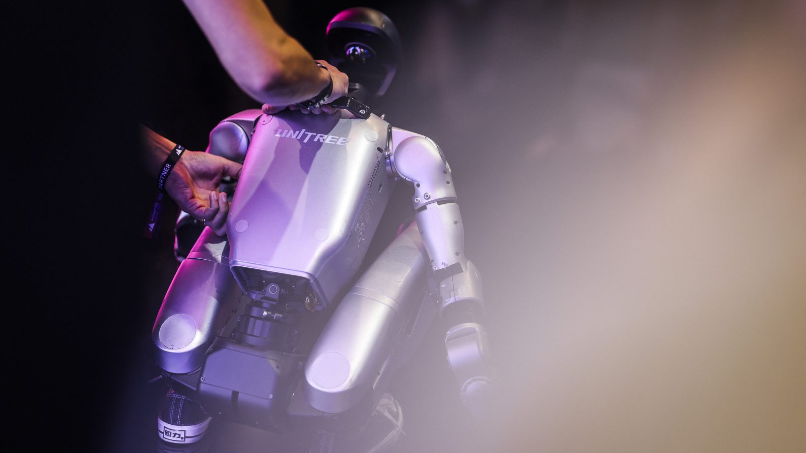 Unitree Files $610M Shanghai IPO as World's Top Humanoid Robot Seller