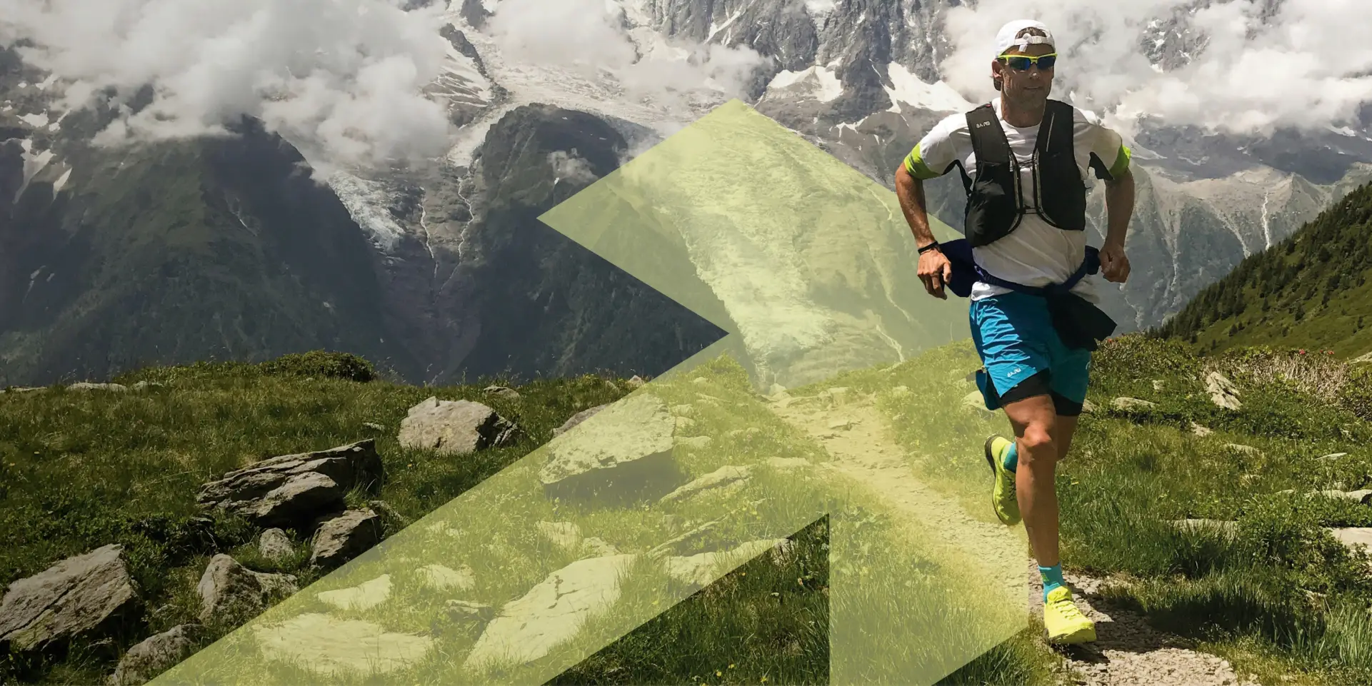 Expo floor and business meetings at ISPO
